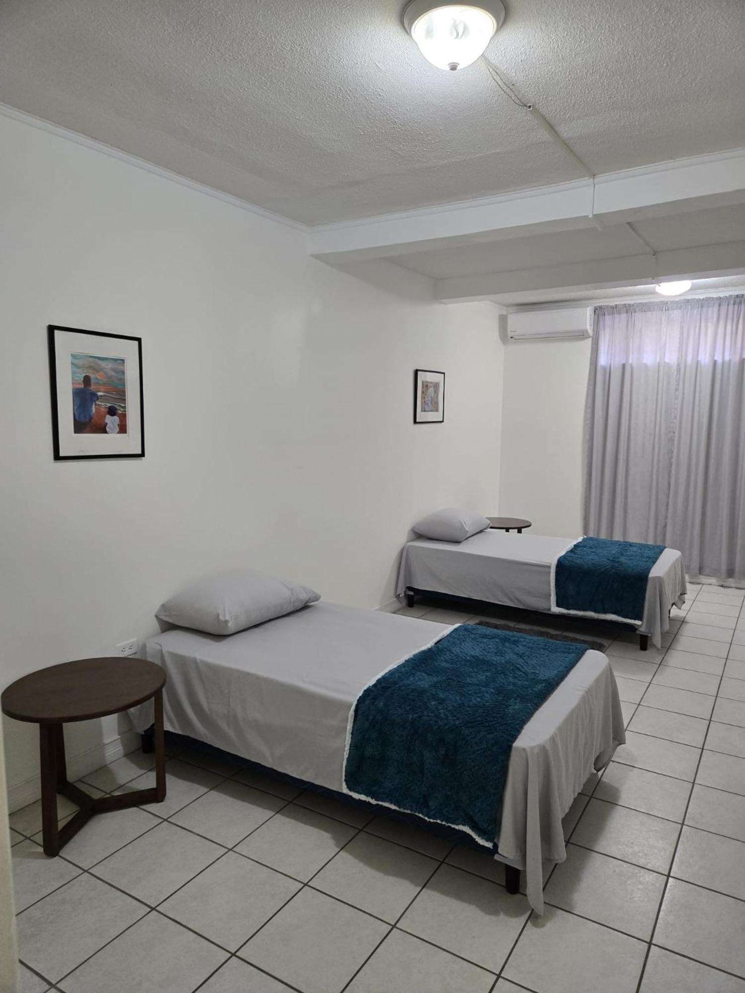 Maraval Townhouse - Haleland Park Sleeps 5 La Finette Экстерьер фото